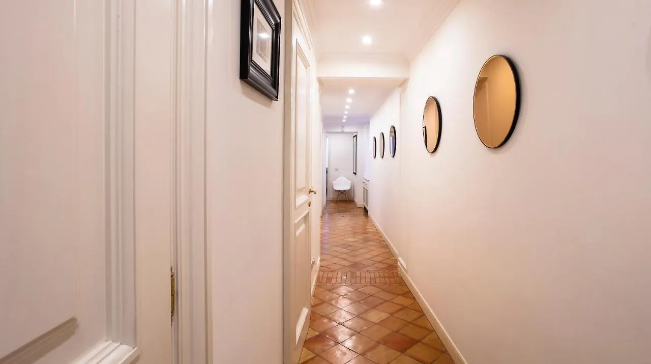 Luxury Maison Letizia Piazza Di Spagna 로마 0*,  이탈리아